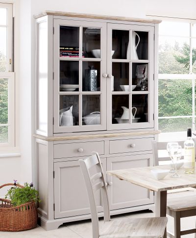 dresser/display cabinet