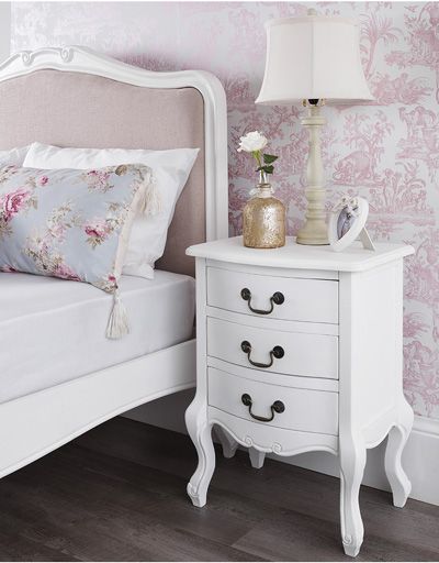 bedside table (3 drawer)
