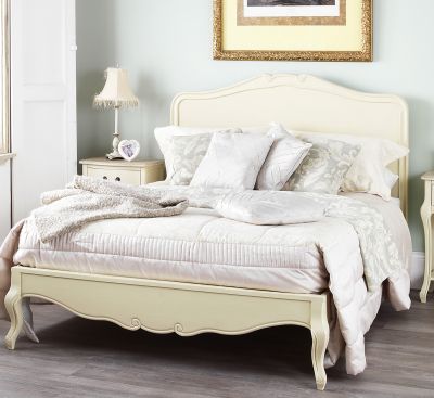 King Bed 5ft (wooden)