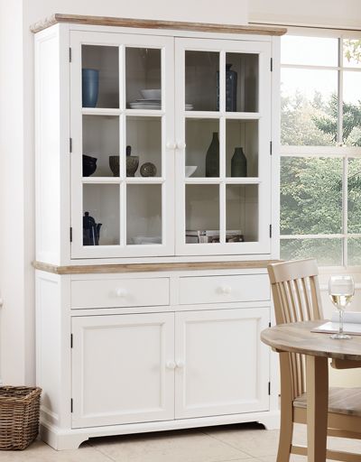 dresser/display cabinet